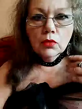 Snapshot of Snezhana chatting on 12-02-24, 02:15 Snezhana online show from 12-02-24, 02:15