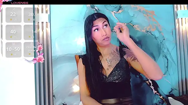 khiara moretti online show from 12-18-25, 11:36