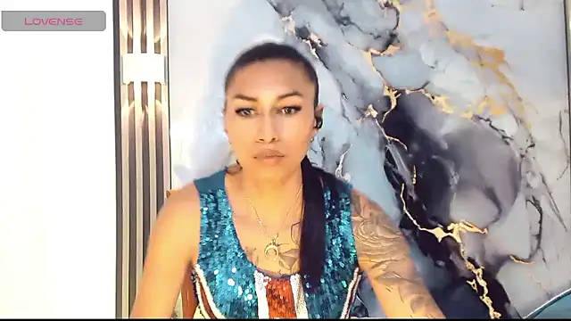 khiara moretti online show from 01-09-26, 07:21