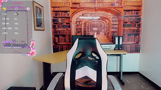 Snapshot of khiara_moretti chatting on 03-14-25, 07:55 khiara moretti online show from 03-14-25, 07:55