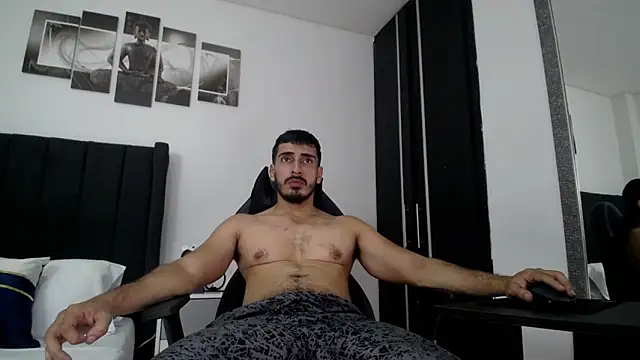 Snapshot of muscle_ares chatting on 01-23-25, 03:05 muscle ares online show from 01-23-25, 03:05