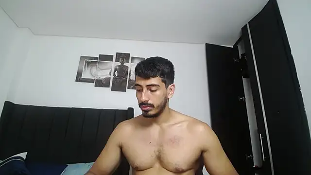 Snapshot of muscle_ares chatting on 02-22-25, 12:29 muscle ares online show from 02-22-25, 12:29