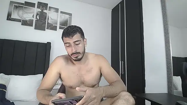 Snapshot of muscle_ares chatting on 01-27-25, 03:07 muscle ares online show from 01-27-25, 03:07