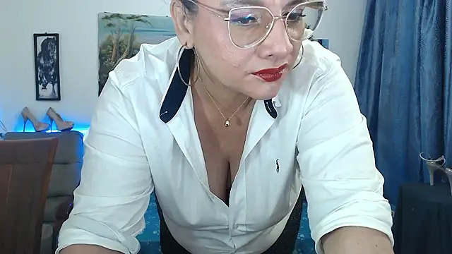 Aleja Gonzales online show from 01-10-26, 12:00