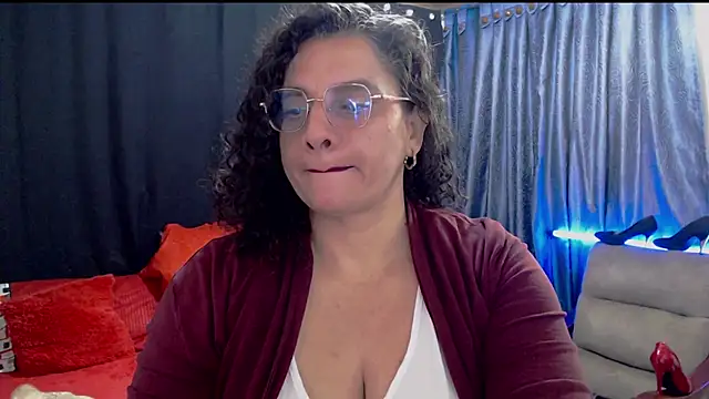 Aleja Gonzales online show from 07-15-26, 11:28