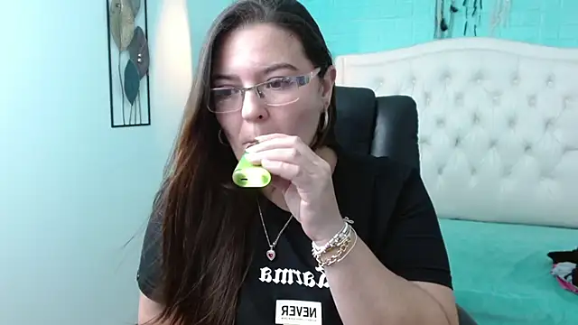 Snapshot of MsJossie chatting on 01-14-25, 03:53 MsJossie online show from 01-14-25, 03:53