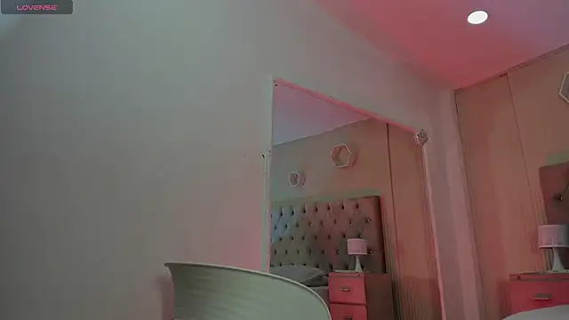 Agathaargent  online show from 11-26-25, 04:23