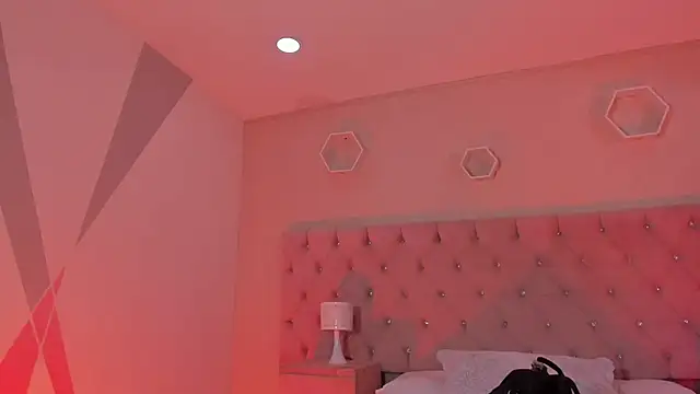 Agathaargent  online show from 12-22-25, 07:52