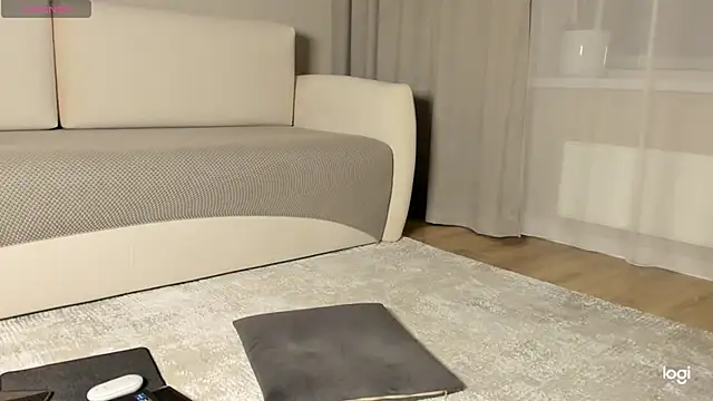 AmelinaLove online show from 01-14-26, 01:31