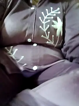 Shoni   online show from 12-16-25, 05:11