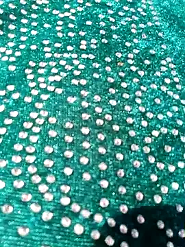 Shoni   online show from 12-14-25, 08:42