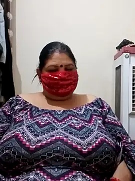 Shoni   online show from 12-19-24, 07:18