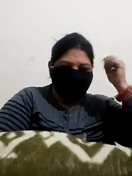 Shoni   online show from 12-08-24, 01:08