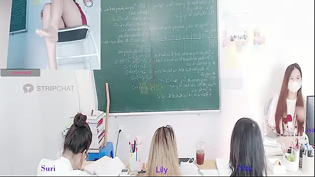 Snapshot of _Math_ chatting on 05-11-26, 02:46 Math online show from 05-11-26, 02:46