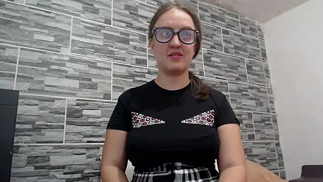 Snapshot of Venus_Santana chatting on 12-26-24, 09:26 Venus Santana online show from 12-26-24, 09:26