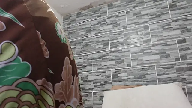 Snapshot of Venus_Santana chatting on 01-28-25, 06:07 Venus Santana online show from 01-28-25, 06:07