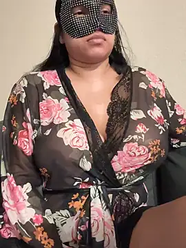 Snapshot of Blzsugar chatting on 10-29-25, 12:42 Blzsugar online show from 10-29-25, 12:42