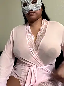 Snapshot of Blzsugar chatting on 10-26-25, 12:22 Blzsugar online show from 10-26-25, 12:22