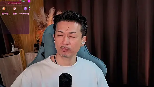 HARU-outdoor-x online show from 10-25-25, 02:17