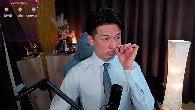 HARU-outdoor-x online show from 12-19-25, 02:19