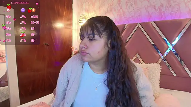 Snapshot of Miaa_Smiith1 chatting on 01-28-25, 12:11 Miaa Smiith1 online show from 01-28-25, 12:11