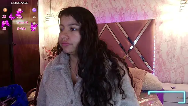 Snapshot of Miaa_Smiith1 chatting on 03-10-25, 12:17 Miaa Smiith1 online show from 03-10-25, 12:17