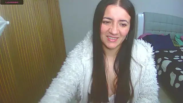 Dayanna Smitt online show from 02-14-25, 02:07