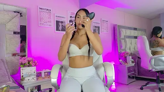 Sara Greey online show from 03-29-26, 02:19