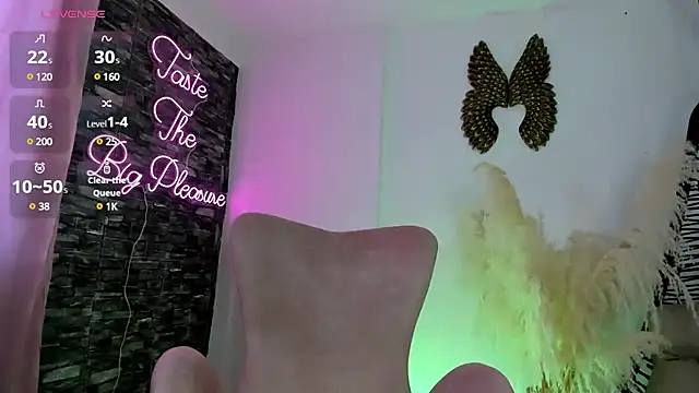 Skarlet219 online show from 02-17-25, 03:22