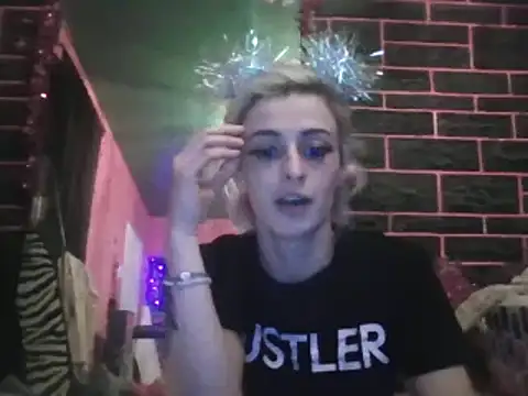 watermellonpussy online show from 02-01-25, 07:15