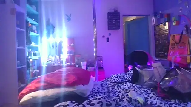 watermellonpussy online show from 02-25-26, 08:41