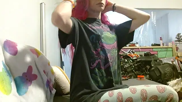 watermellonpussy online show from 04-26-26, 08:11