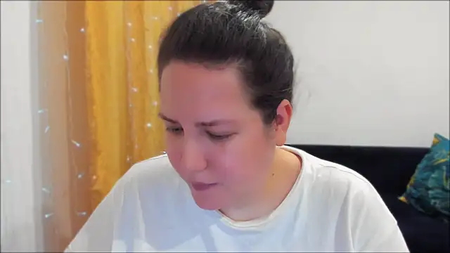 Snapshot of _madalexa_ chatting on 06-11-26, 10:07 madalexa online show from 06-11-26, 10:07