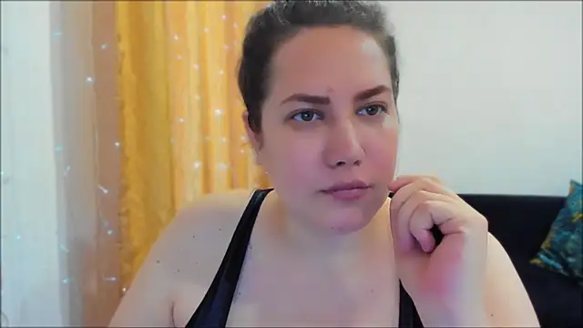 Snapshot of _madalexa_ chatting on 06-11-26, 01:16 madalexa online show from 06-11-26, 01:16