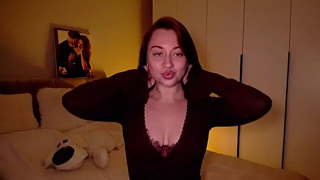 DanielaWisse online show from 06-16-26, 07:58
