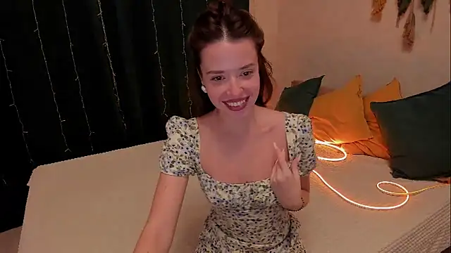 Snapshot of AmeliaBrian chatting on 10-05-25, 08:54 AmeliaBrian online show from 10-05-25, 08:54