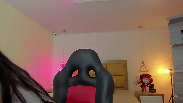 LARSONMIA online show from 02-19-26, 12:13