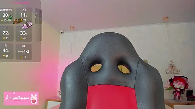 LARSONMIA online show from 02-26-26, 12:27