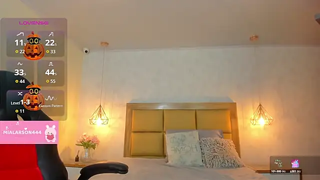 LARSONMIA online show from 10-15-25, 12:24