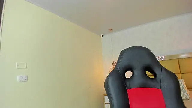 LARSONMIA online show from 09-11-25, 12:16