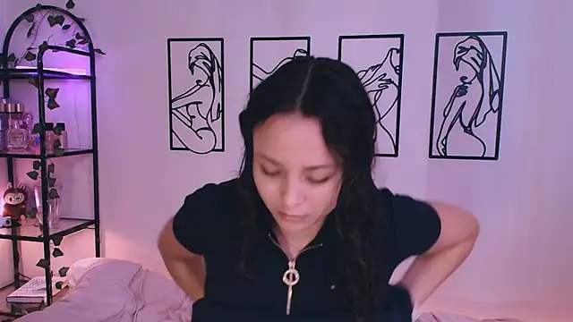 Megan Rodrigo online show from 10-17-25, 04:20