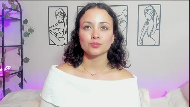 Megan Rodrigo online show from 03-19-25, 10:31