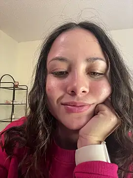 Megan Rodrigo online show from 02-10-26, 01:43