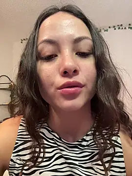 Megan Rodrigo online show from 01-12-26, 01:29