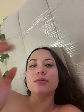 Megan Rodrigo online show from 03-25-26, 12:37