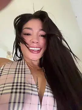 Roxanne 08 online show from 05-29-26, 07:42