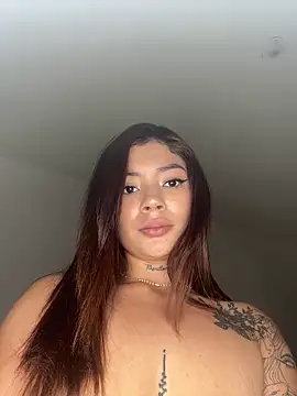 Roxanne 08 online show from 03-11-25, 09:45