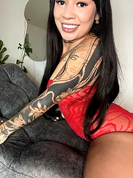 Roxanne 08 online show from 09-18-25, 07:17