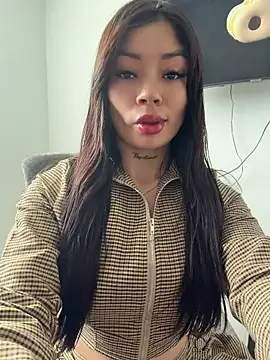 Roxanne 08 online show from 07-14-26, 05:30