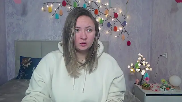 SallyVerda online show from 04-11-26, 05:48